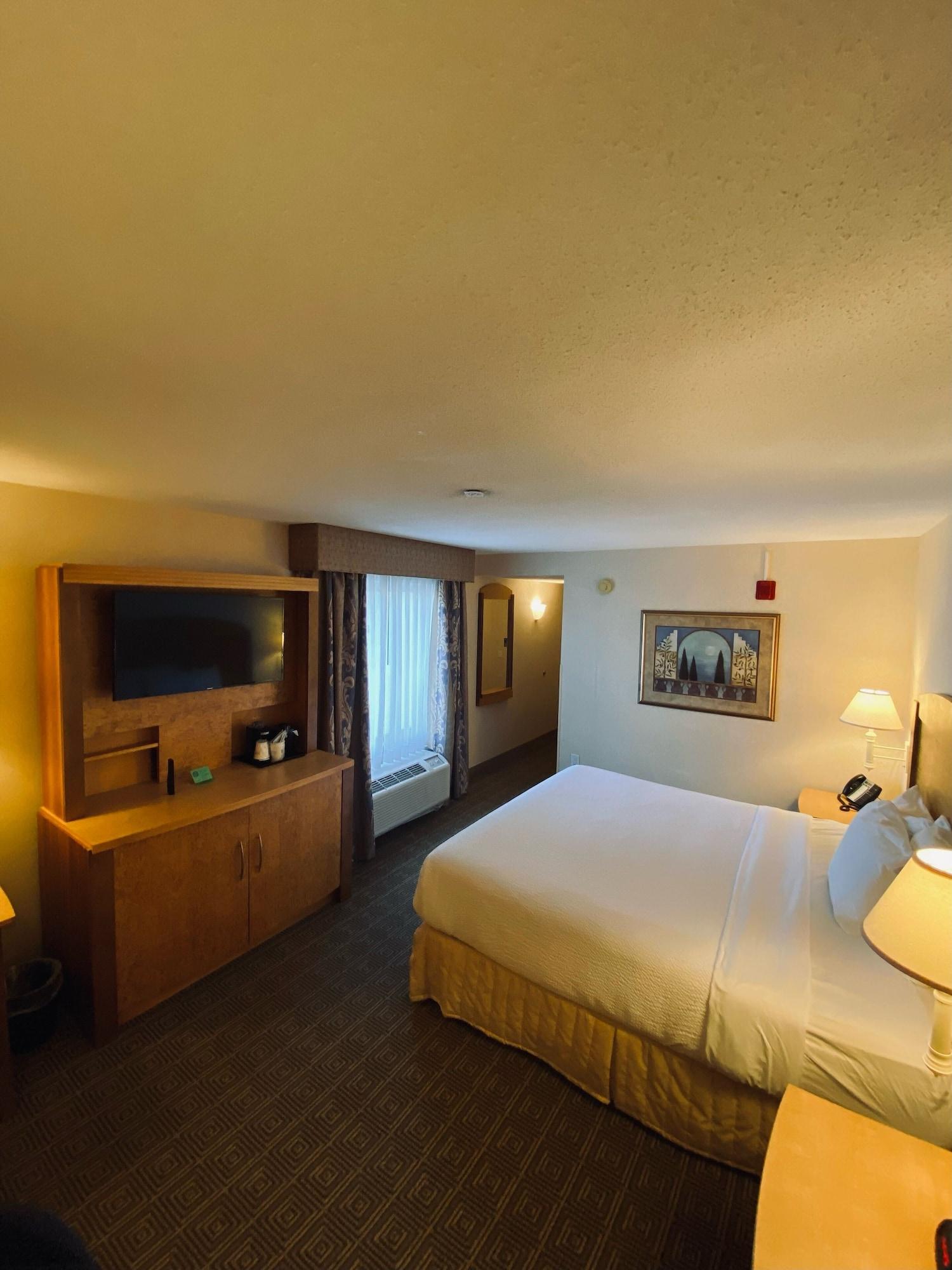 Hotel La Quinta By Wyndham Islip - Macarthur Airport