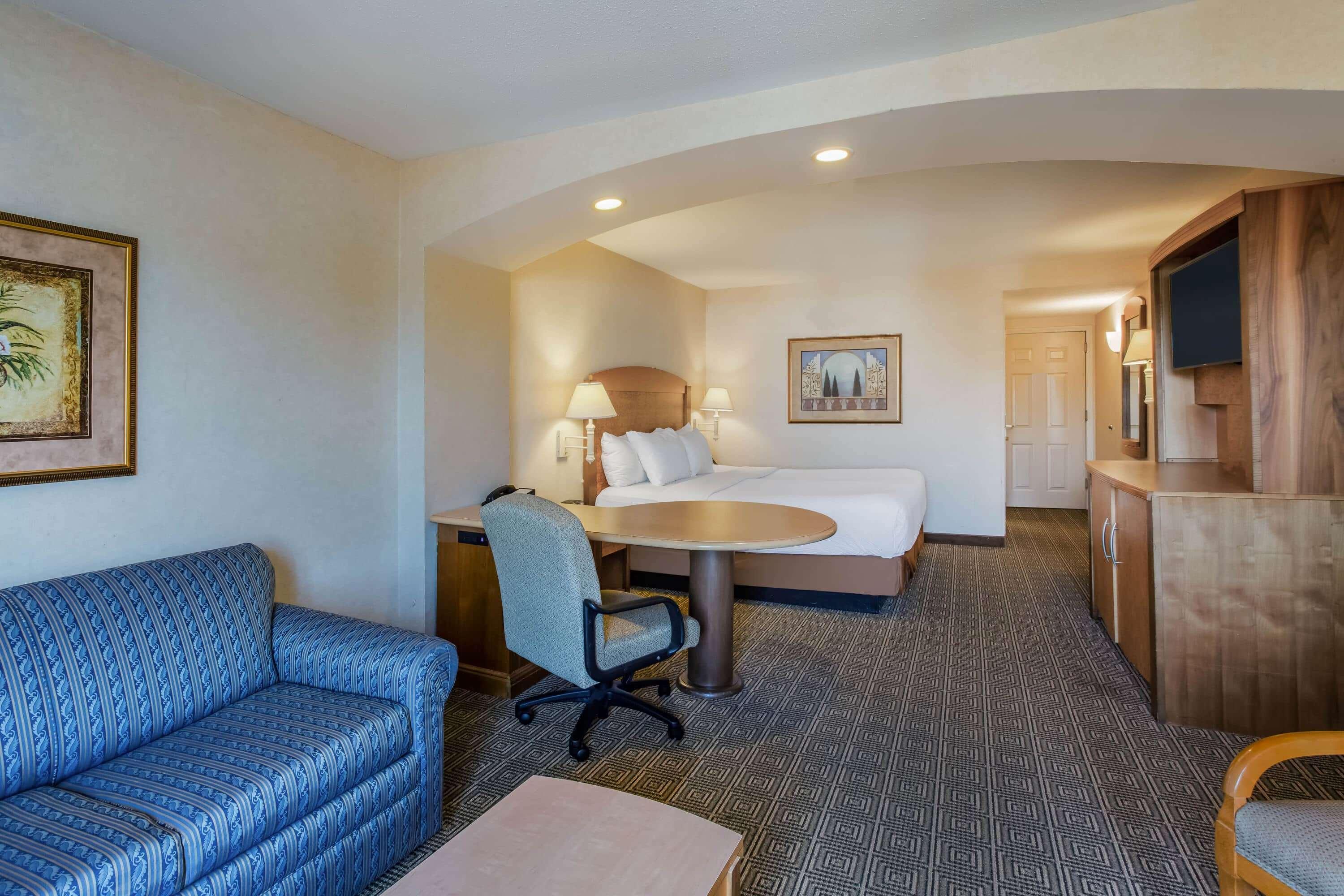 La Quinta By Wyndham Islip - Macarthur Airport Bohemia