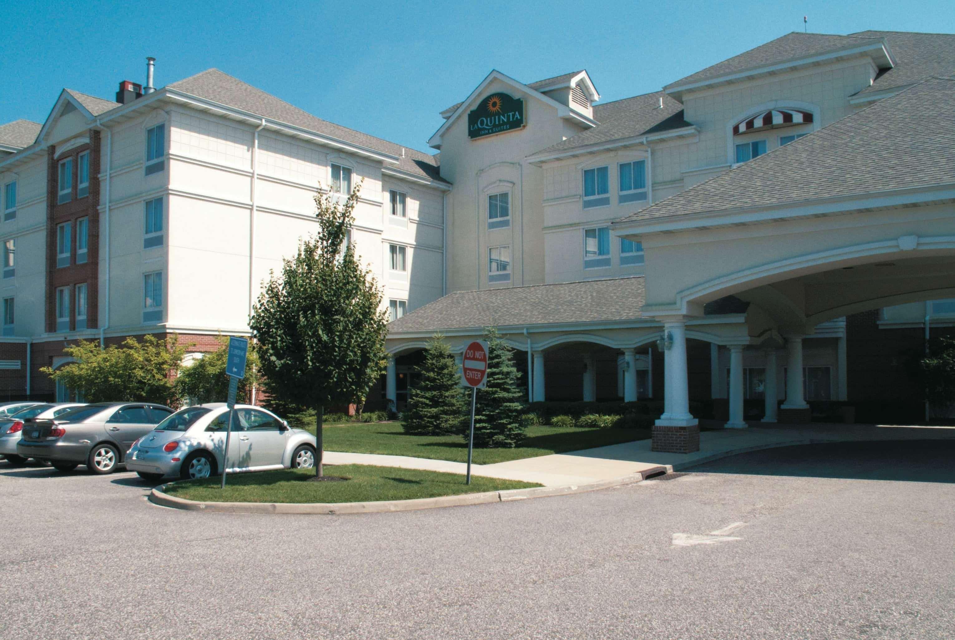 La Quinta By Wyndham Islip - Macarthur Airport Hotel 3*